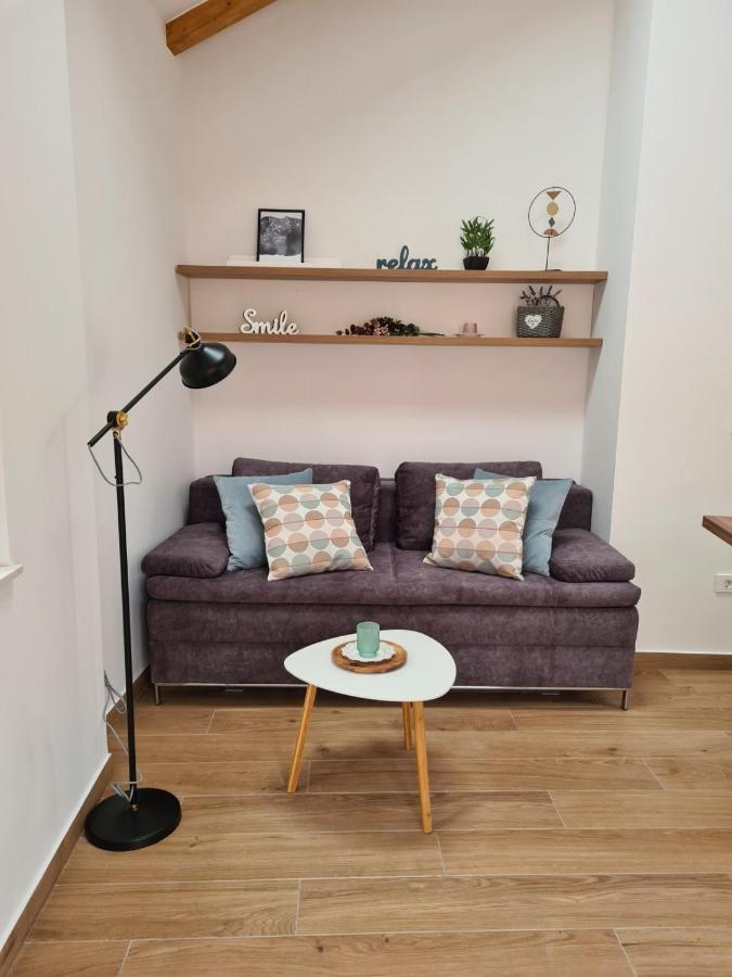Apartman Bracera Примоштен Екстер'єр фото